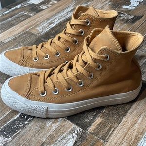 Unisex Converse Chuck Taylor Leather High